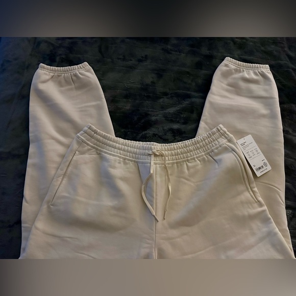 NWT Athleta Easy Fleece Jogger 28" - L Bone - Picture 4 of 5